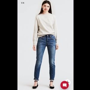Levi’s 501 Skinny Jeans (100% cotton)